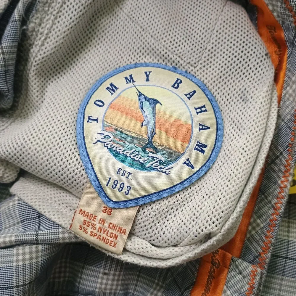Tommy Bahama Paradise Tech Men 38x10 Inch Gray Plaid Shorts Stretch Nylon Blend